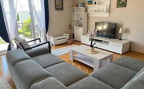 Apartment Frane